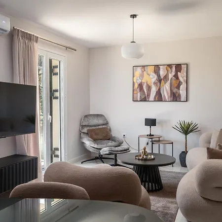 Althaia Hillside Maisonettes Apartment
